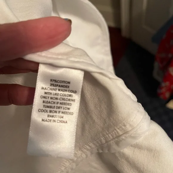 White Jacket - Picture 1 of 3